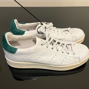 adidas Stan Smith Men’s White Tennis Shoes Size 8